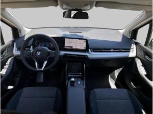 BMW 218 Active Tourer / LED / AHK / Lenkradheizung