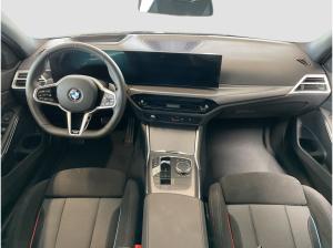 BMW 330 i xDrive Touring M Sport