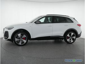 Audi Q5 SUV edition one mit Akzenten mythosschwarz