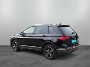 Volkswagen Tiguan Active 2.0TDI DSG / Matrix, HuD, AHK, RFK