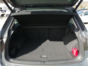 Volkswagen Tiguan Life 2.0TSI 4M DSG / Pano, Navi, AHK, LED