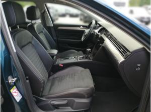Volkswagen Passat Variant Elegance 2.0TDI DSG Standh AHK LM