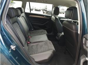 Volkswagen Passat Variant Elegance 2.0TDI DSG Standh AHK LM
