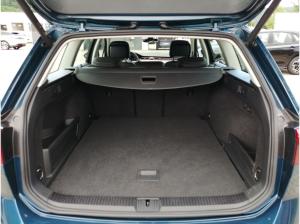 Volkswagen Passat Variant Elegance 2.0TDI DSG Standh AHK LM