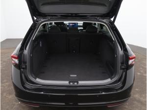 Skoda Superb Combi Selection 2.0TDI DSG / Pano, Matrix