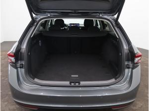 Skoda Superb Combi Selection 2.0 TDI DSG / Matrix, AHK