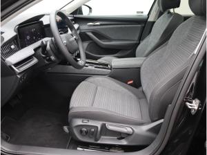 Skoda Superb Combi Selection 2.0TDI DSG / Pano, Matrix