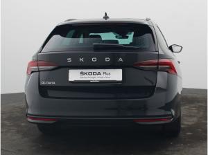 Skoda Octavia Selection 1.5TSIe DSG/ SmartLink, Matrix