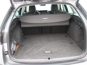 Skoda Octavia Selection 2.0 TDI DSG / Navi, HuD, 360°