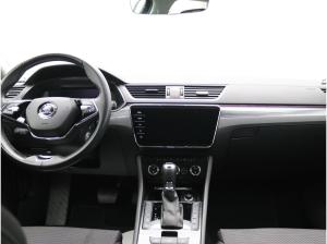 Skoda Superb Combi Style 2.0TDI DSG/ Standh, Navi, RFK