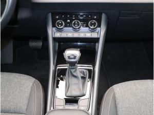Skoda Karoq Clever 1.5 TSI DSG / Navi, SmartLink, LED