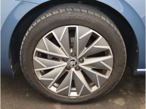 Skoda Scala Clever 1.5 TSI DSG / Navi, SmartLink, LED