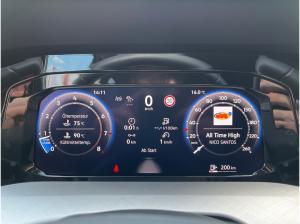 Volkswagen Golf VIII Life 1.5 TSI / CarPlay, LED, ACC, SHZ