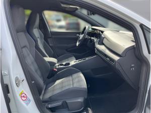 Volkswagen Golf VIII GTE 1.4 eHybrid DSG / Navi, LED+, RFK