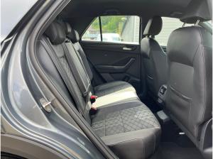 Volkswagen T-Roc R-Line 1.5TSI DSG/ CarPlay, ParkAssi, LED+