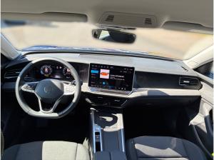 Volkswagen Passat Variant 1.5 eTSI DSG / CarPlay, LED, RFK