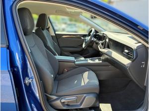 Volkswagen Passat Variant 1.5 eTSI DSG / CarPlay, LED, RFK