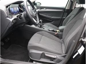 Volkswagen Golf VIII Life 1.5TSI / Navi, CarPlay, LED+, RFK