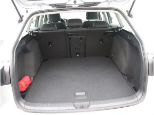 Volkswagen Golf Variant Life 1.5 eTSI DSG / CarPlay, LED+
