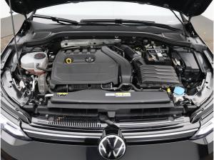 Volkswagen Golf VIII Life 1.5TSI / Navi, CarPlay, LED+, RFK