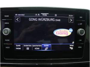 Volkswagen T-Roc R 2.0TSI 4M DSG / Pano, Beats, Matrix, RFK