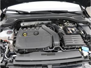 Volkswagen Golf VIII Active 1.5 TSI / IQ.Drive, Standh, HuD