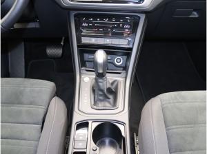 Volkswagen Touran Comfortline 1.5 TSI DSG / Navi, ACC, SHZ