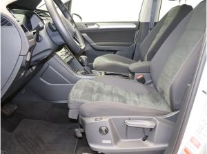 Volkswagen Touran Comfortline 1.5 TSI DSG / Navi, ACC, SHZ