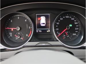 Volkswagen Passat Variant Business 2.0TDI 4M DSG / AHK, LED