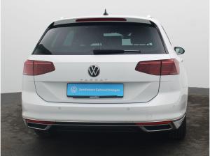 Volkswagen Passat Variant Elegance 2.0 TDI DSG / Pano, AHK