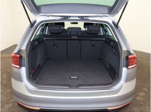 Volkswagen Passat Variant Business 1.5 TSI DSG / AHK, LED