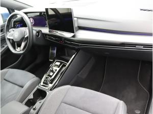 Volkswagen Golf VIII Style Edition 50 1.5 eTSI DSG / Pano