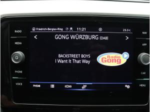 Volkswagen Passat Variant Business 1.5 TSI DSG / AHK, LED
