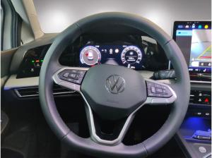Volkswagen Golf Life 1.5 TSI AHK/LED/Standhz/RFKam/10.30Garantie