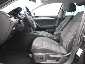 Volkswagen Passat Variant Business 2.0 TDI DSG / Navi, AHK
