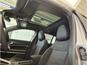 Jeep Avenger 1.2 Mild-Hybrid Summit +Panoramadach