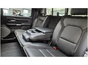 Dodge RAM 1500 Laramie Night ACC SITZBELÜFTUNG PANO