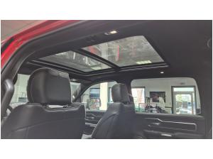 Dodge RAM 1500 Laramie Night ACC SITZBELÜFTUNG PANO