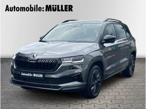 Skoda Karoq Sportline 2,0 TDI DSG nur 10x verfügbar – mit AHK, Paket Komfort, Fahrerassistenz, Parken