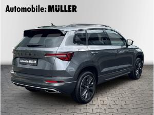 Skoda Karoq Sportline 2,0 TDI DSG nur 10x verfügbar – mit AHK, Paket Komfort, Fahrerassistenz, Parken
