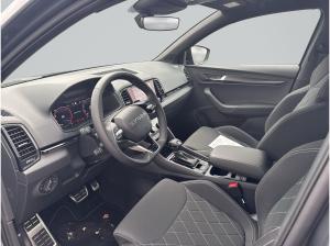 Skoda Karoq Sportline 2,0 TDI DSG nur 10x verfügbar – mit AHK, Paket Komfort, Fahrerassistenz, Parken