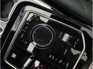 BMW 740 740d xDrive M Sport SkyPano DA/PA Prof Standhz.