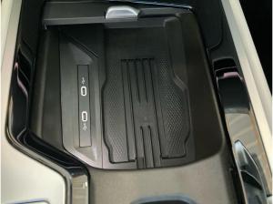 Volkswagen Passat Variant ELGANCE 2.0TDI DSG NP.65T AHK.LEDER.HEAD-UP.AREA-VIEW.