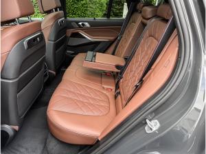 BMW X5 xDrive50e M Sport Pro Exklusiv Pak. Innov. Pak. Comfort Pak. Plus Travel Pak. AHK