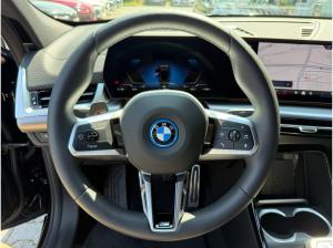 BMW iX2 xDrive30 M Sport /IconicGlow HUD Stop&Go AHK
