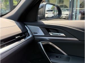 BMW iX2 xDrive30 M Sport /IconicGlow HUD Stop&Go AHK