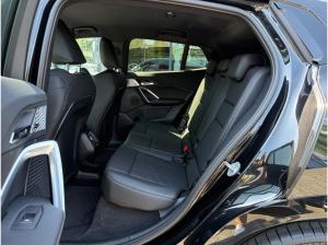 BMW iX2 xDrive30 M Sport /IconicGlow HUD Stop&Go AHK