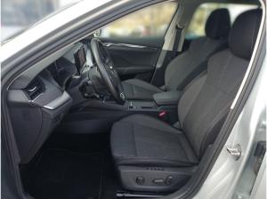 Skoda Octavia Combi Style 2.0TDI / Navi, HuD, LED, ACC