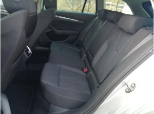 Skoda Octavia Combi Style 2.0TDI / Navi, HuD, LED, ACC