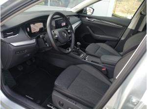 Skoda Octavia Combi Style 2.0TDI / Navi, HuD, LED, ACC